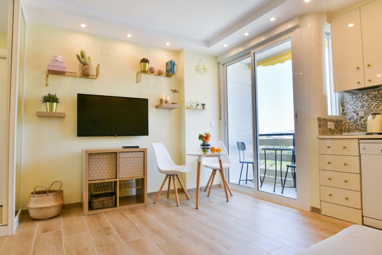 شقة Benalmadena Top Floor Studio المظهر الخارجي الصورة