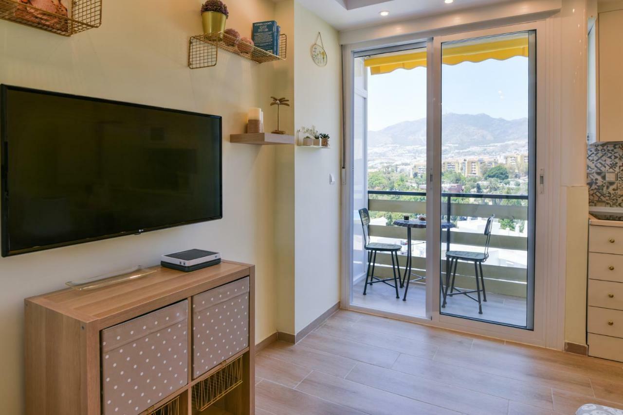 شقة Benalmadena Top Floor Studio المظهر الخارجي الصورة